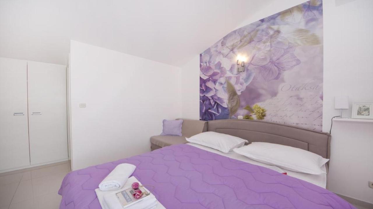 Apartments Angela Baška Voda Zimmer foto